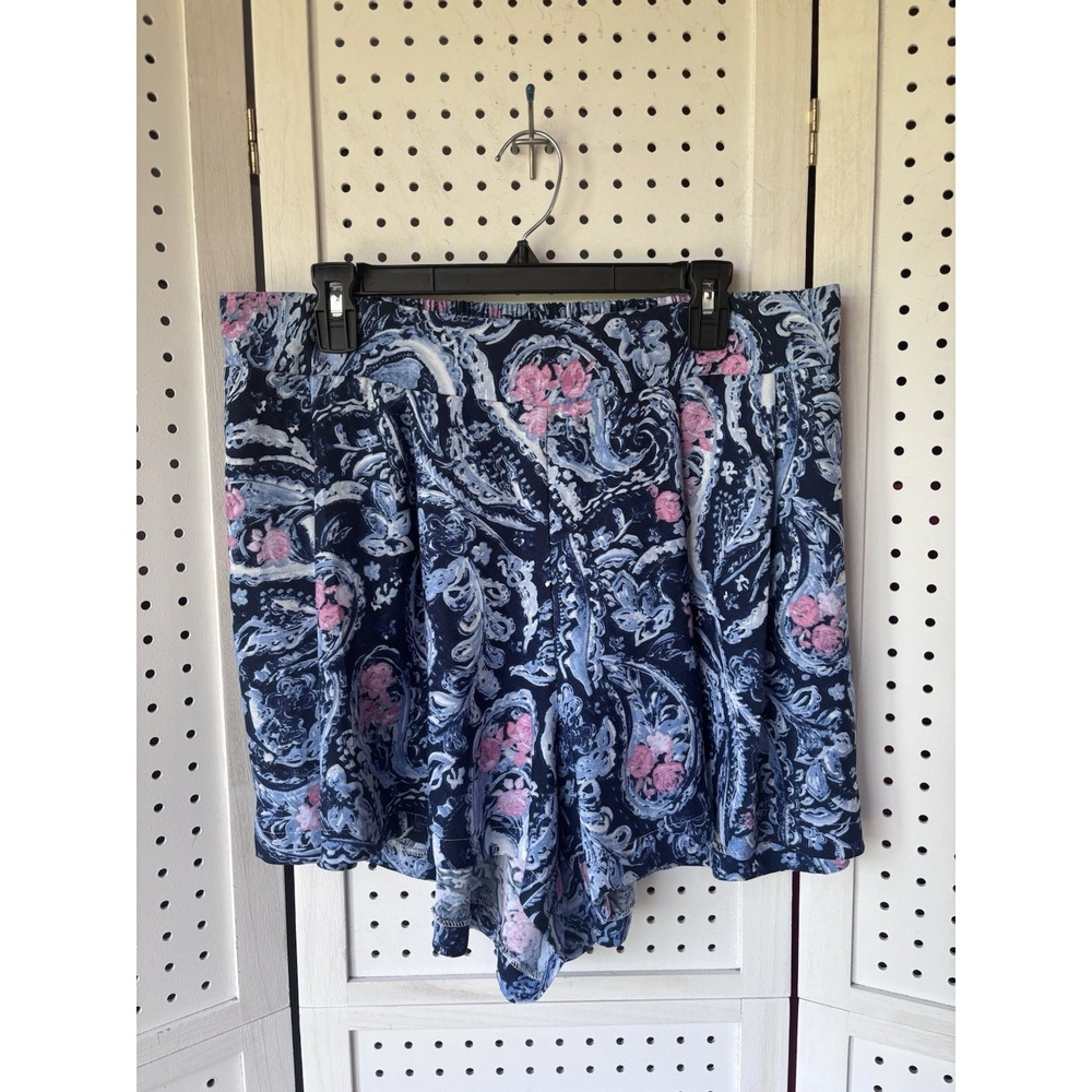 Torrid Size 1 Flowy Shorts Pink Blue Floral Paisley Elastic Waist High Rise